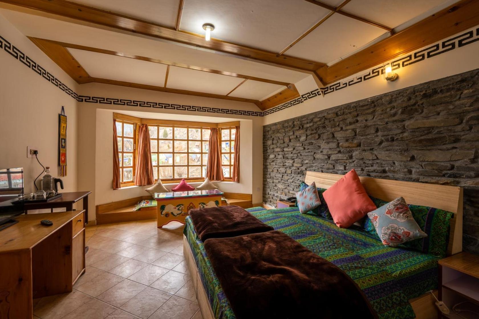 Gemoor Khar- Manor House Bed & Breakfast Jispa Bagian luar foto