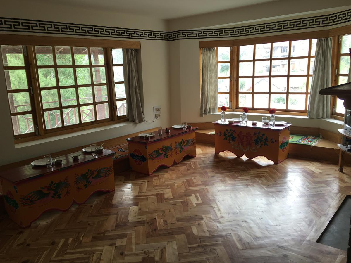 Gemoor Khar- Manor House Bed & Breakfast Jispa Bagian luar foto