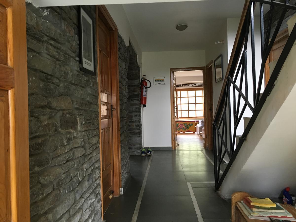 Gemoor Khar- Manor House Bed & Breakfast Jispa Bagian luar foto