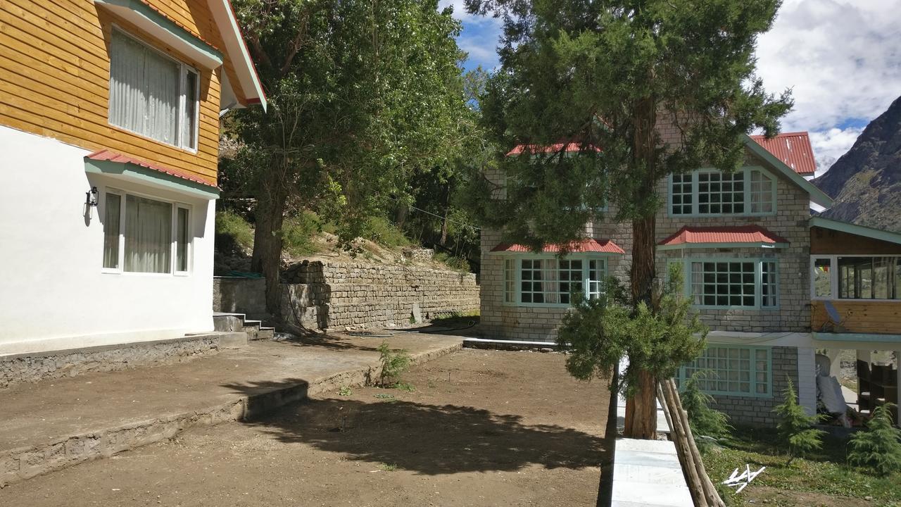 Gemoor Khar- Manor House Bed & Breakfast Jispa Bagian luar foto